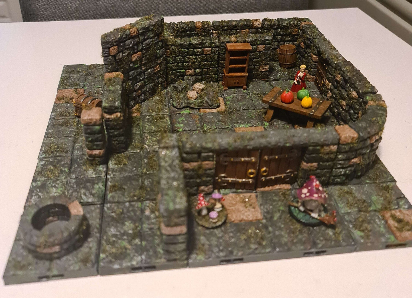 DragonLock Tiles